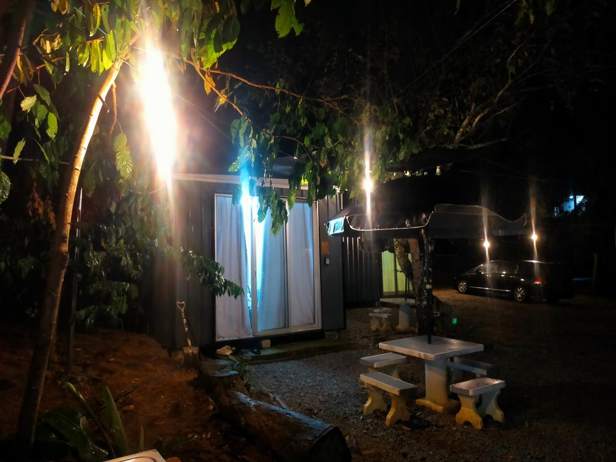 Tanah Merah Glamping Village Куала-Кангсар Экстерьер фото