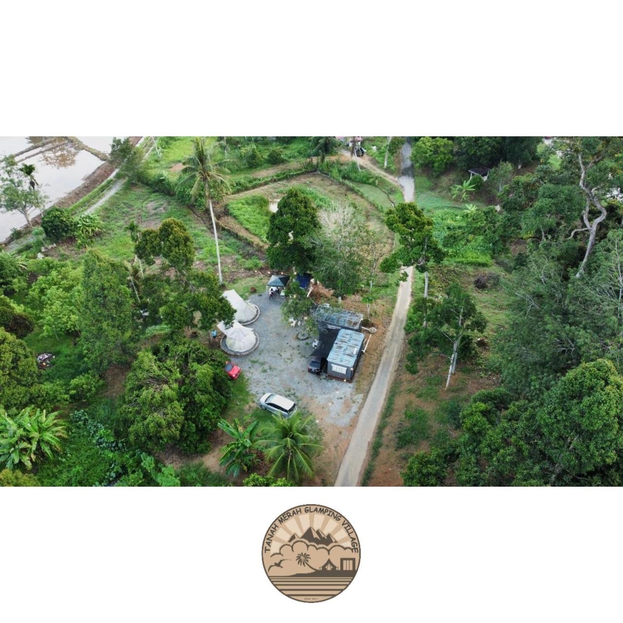 Tanah Merah Glamping Village Куала-Кангсар Экстерьер фото